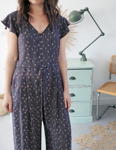 Jolie Mome jumpsuit sewing pattern paper version with free sew