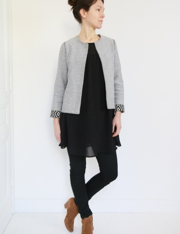 Claudie jacket in black and white thick cotton, with no collar, front view