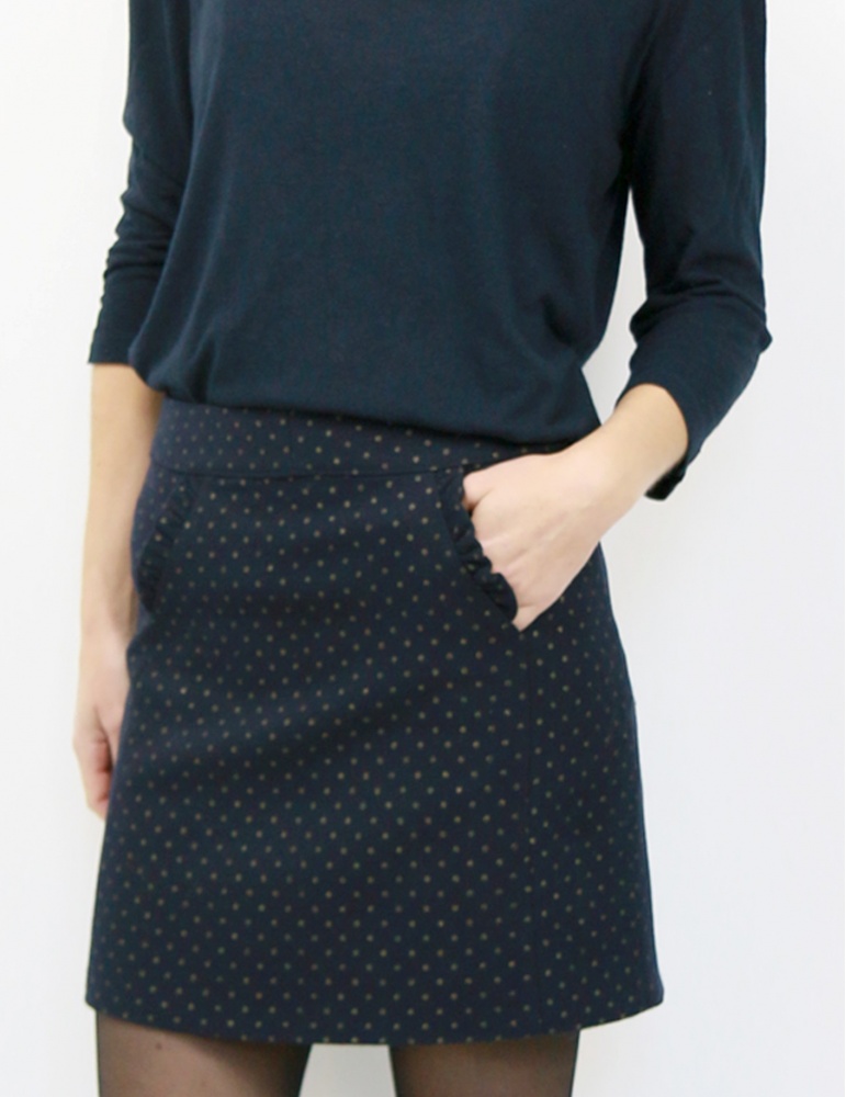 A photo of a finished Novembre Skirt.